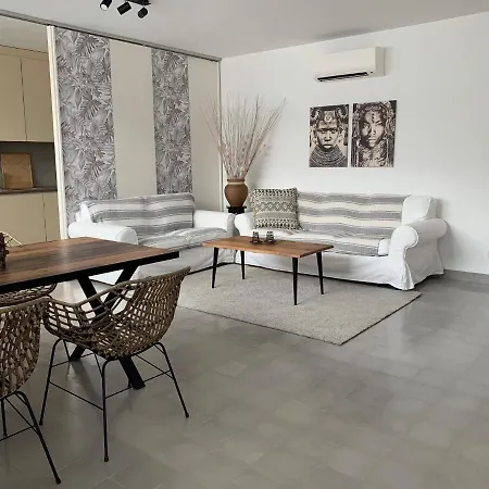 Casa Bamboo Apartment *